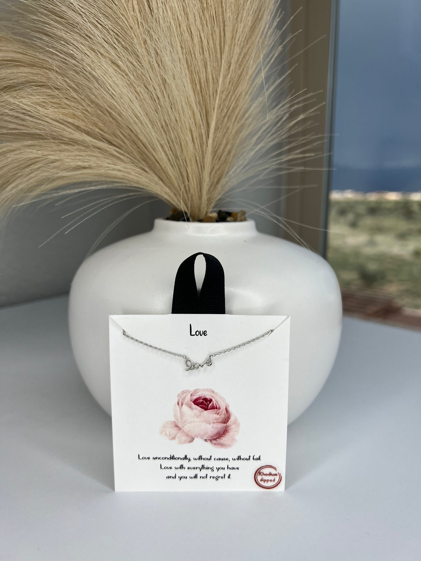 Love Necklace (2 Colors Available)